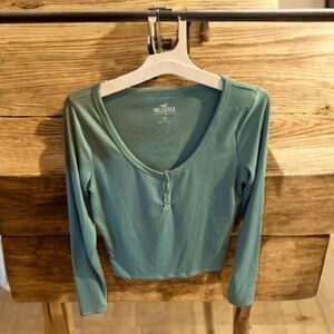 Hollister Green Long Sleeve Ribbed Henley top